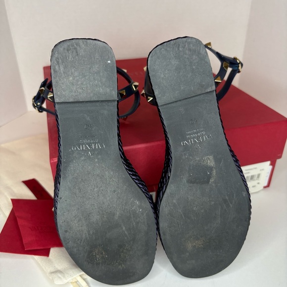 Valentino Garavani Rockstud Wedges Navy - Picture 5 of 7